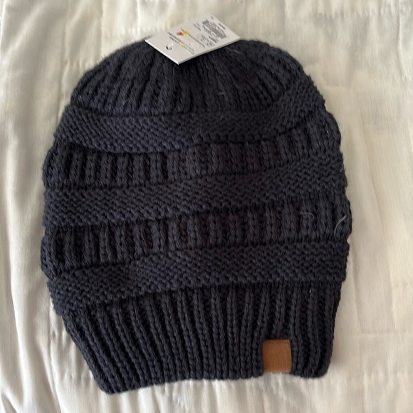 Sonoma Women’s Black Winter Hat NWT - Picture 1 of 5